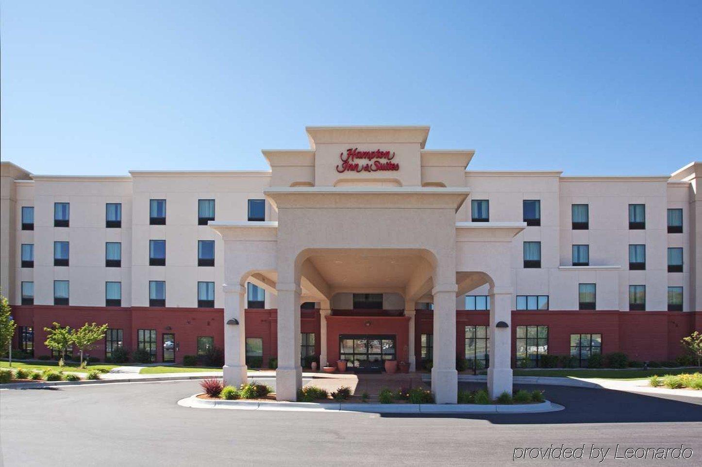 Hampton Inn & Suites Pocatello Exterior photo